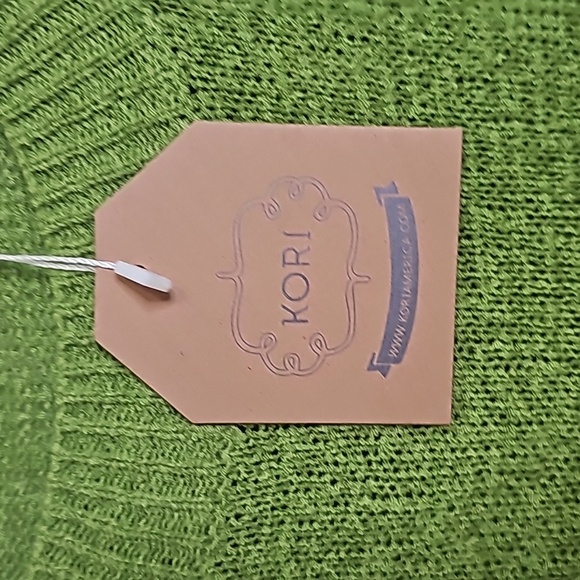 5/25 ❤️ Kori America Boutique Greeb Relaxed Fit Short Sleeve Sweater Top - Picture 6 of 9